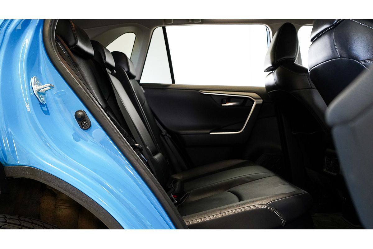2020 Toyota RAV4 Cruiser AXAH54R