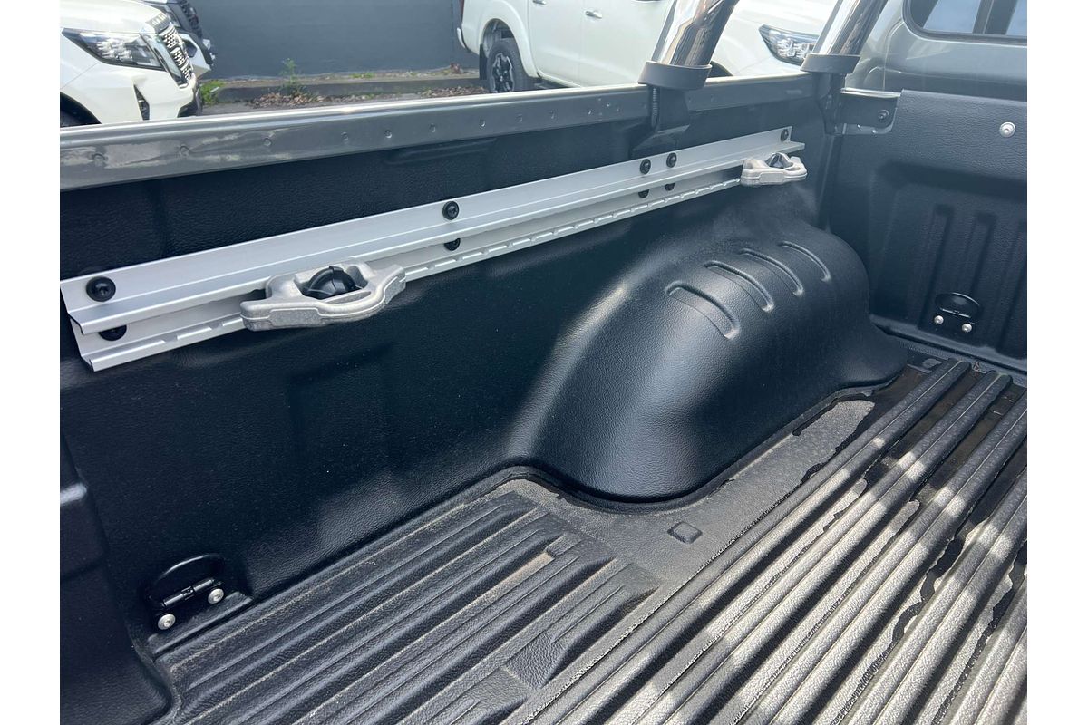 2025 Nissan Navara ST-X D23 4X4