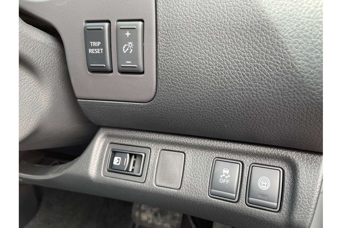 2025 Nissan Navara ST-X D23 4X4
