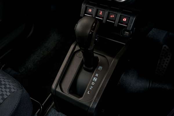 2025 Suzuki Jimny GLX GJ
