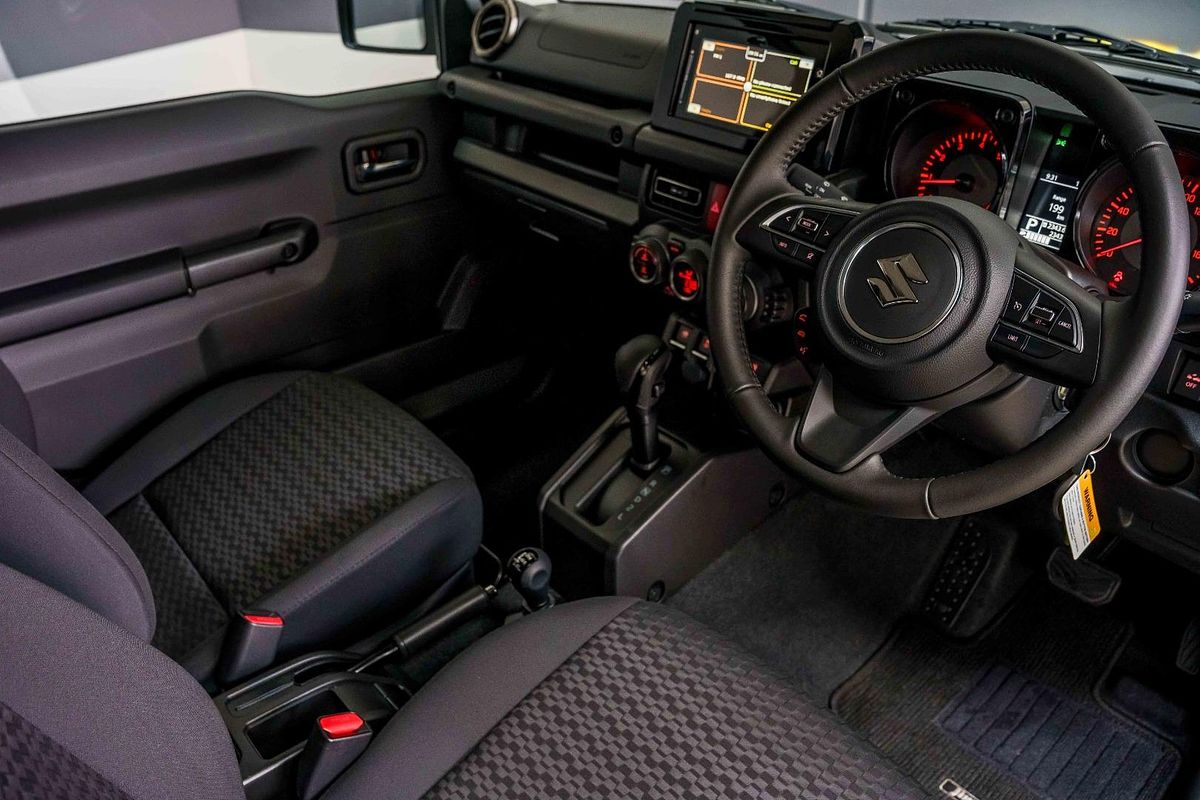 2025 Suzuki Jimny GLX GJ