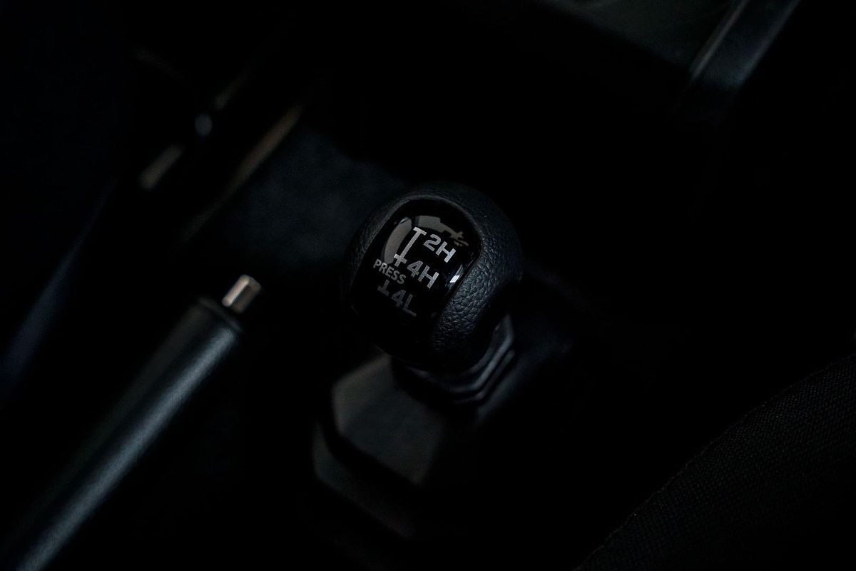 2025 Suzuki Jimny GLX GJ