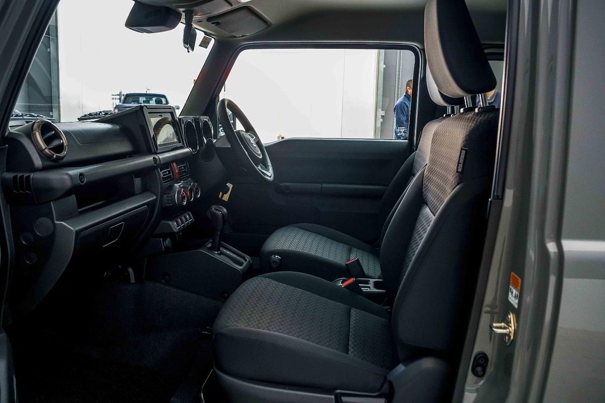 2025 Suzuki Jimny GLX GJ