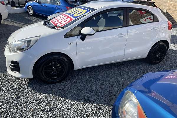 2013 Kia Rio S UB