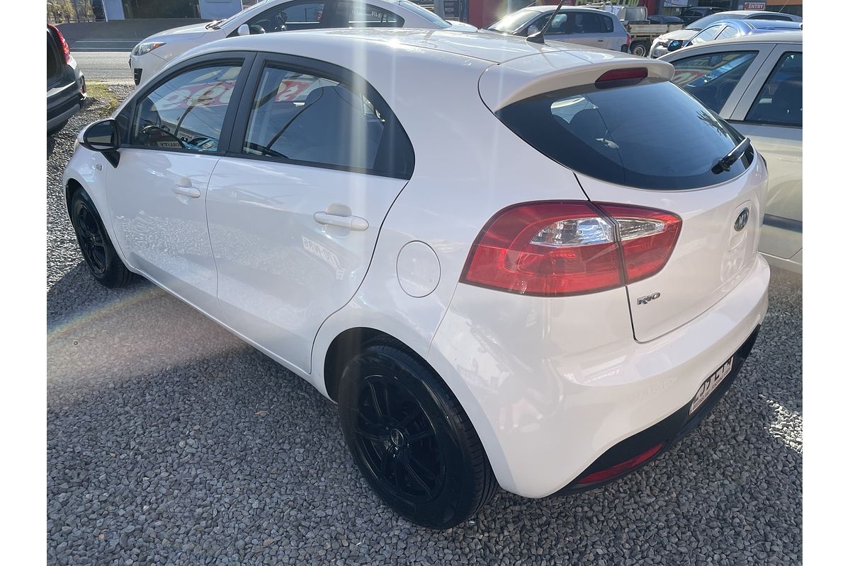 2013 Kia Rio S UB