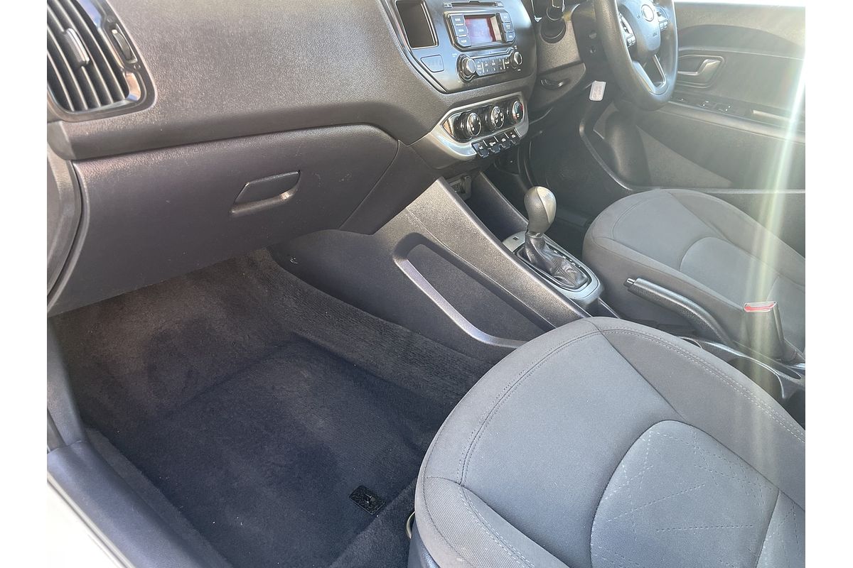 2013 Kia Rio S UB