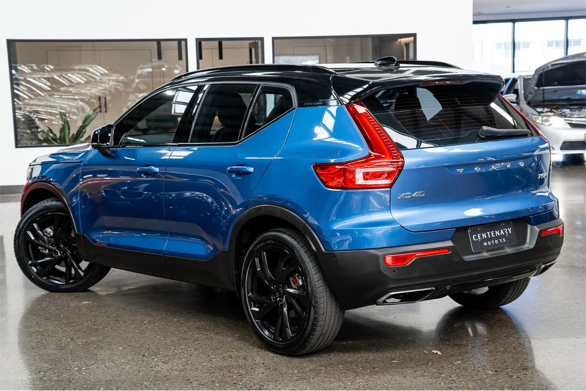 2019 Volvo XC40 T5 R-Design