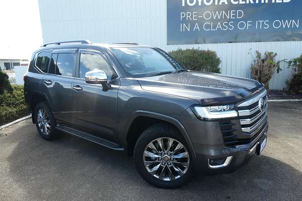 2022 Toyota Landcruiser Sahara ZX FJA300R