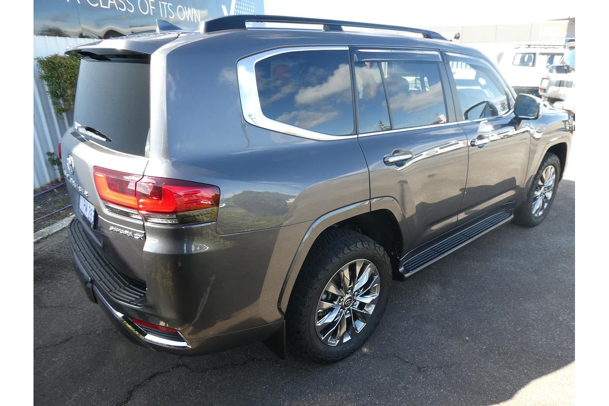 2022 Toyota Landcruiser Sahara ZX FJA300R