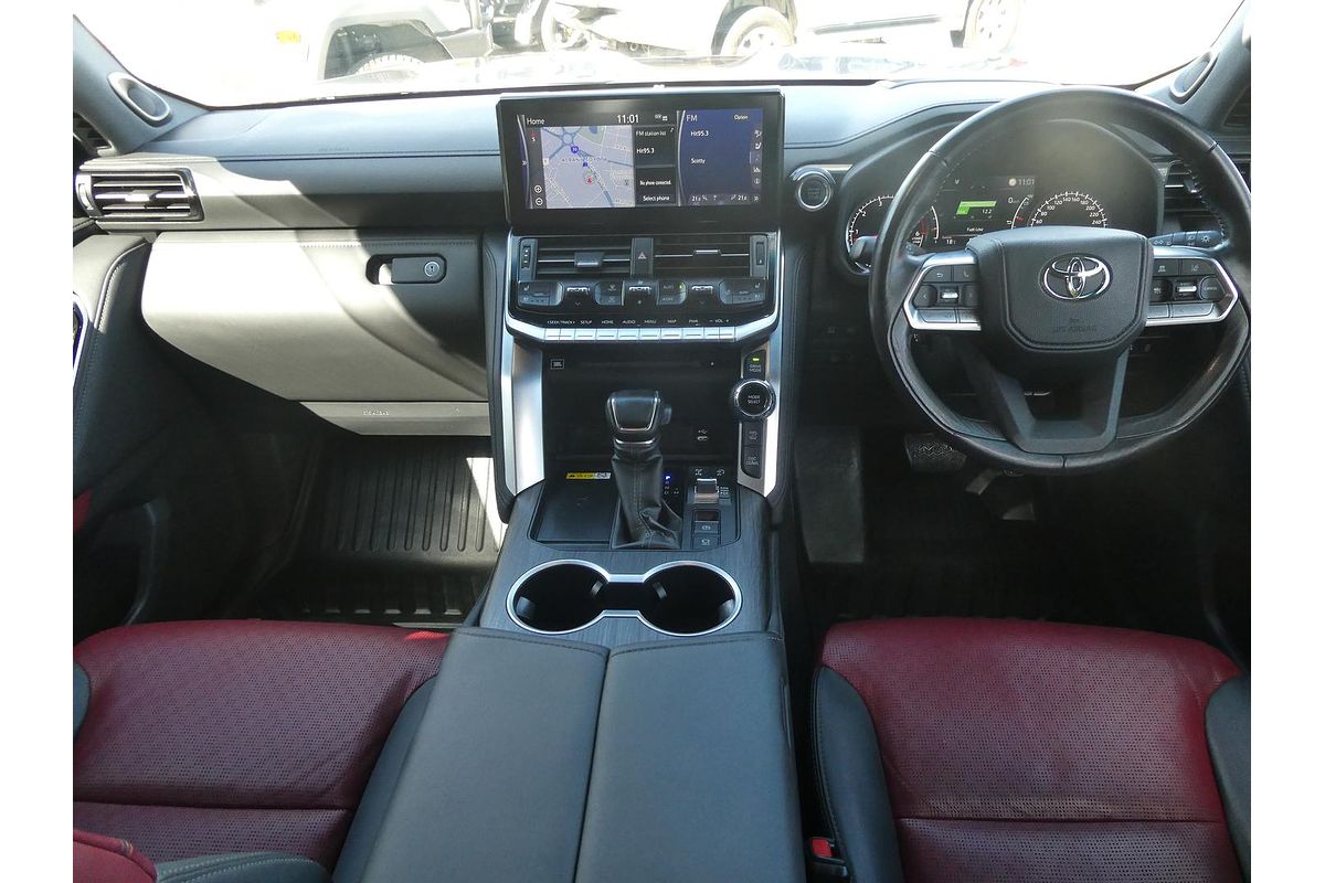 2022 Toyota Landcruiser Sahara ZX FJA300R