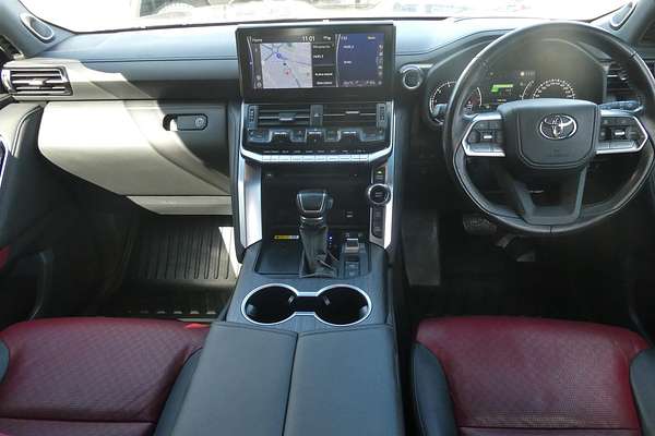 2022 Toyota Landcruiser Sahara ZX FJA300R