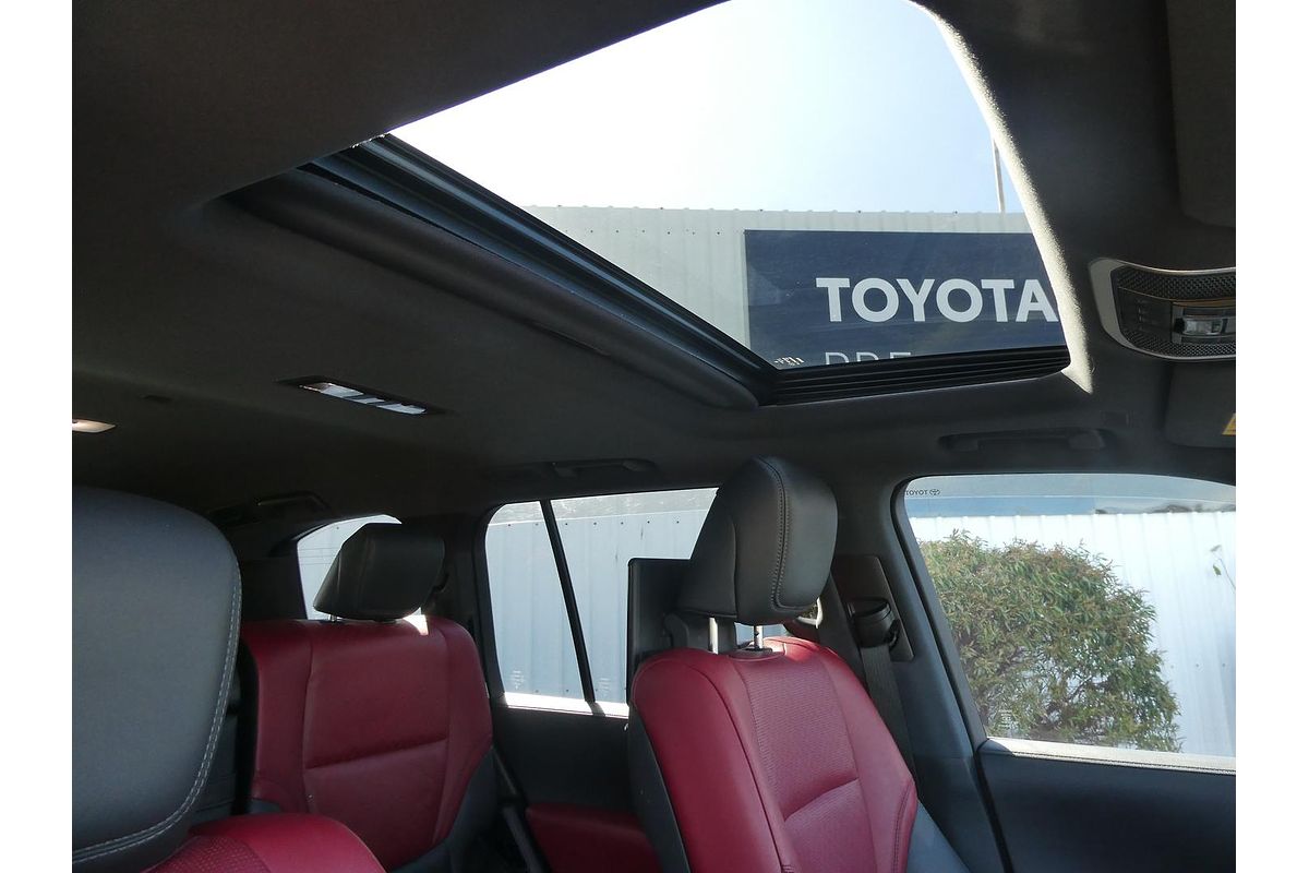 2022 Toyota Landcruiser Sahara ZX FJA300R