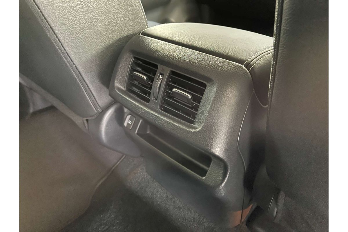 2025 Nissan Navara PRO-4X Warrior D23 4X4