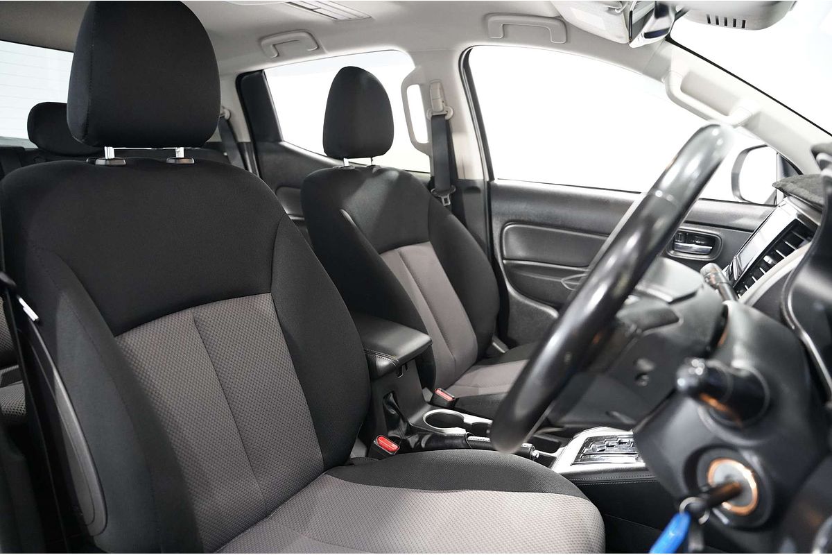 2021 Mitsubishi Triton GLX-R MR Rear Wheel Drive