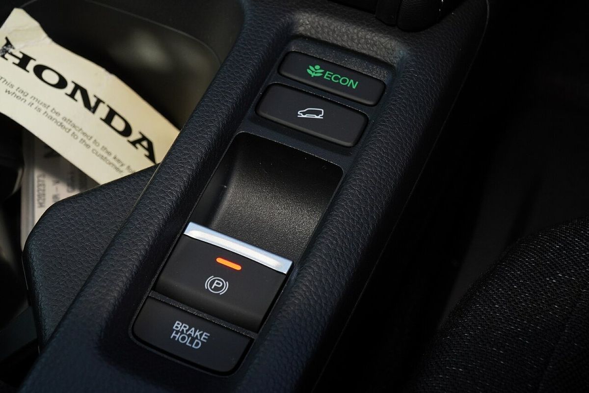 2025 Honda HR-V Vi X