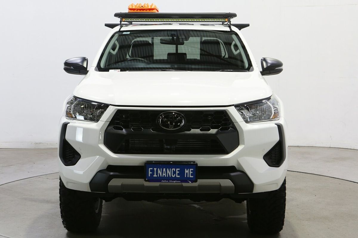 2025 Toyota Hilux SR GUN126R 4X4
