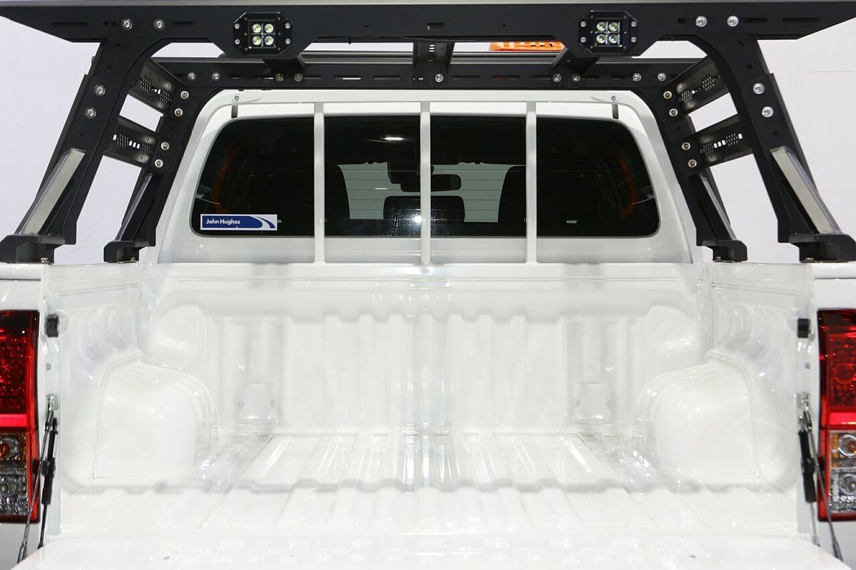 2025 Toyota Hilux SR GUN126R 4X4