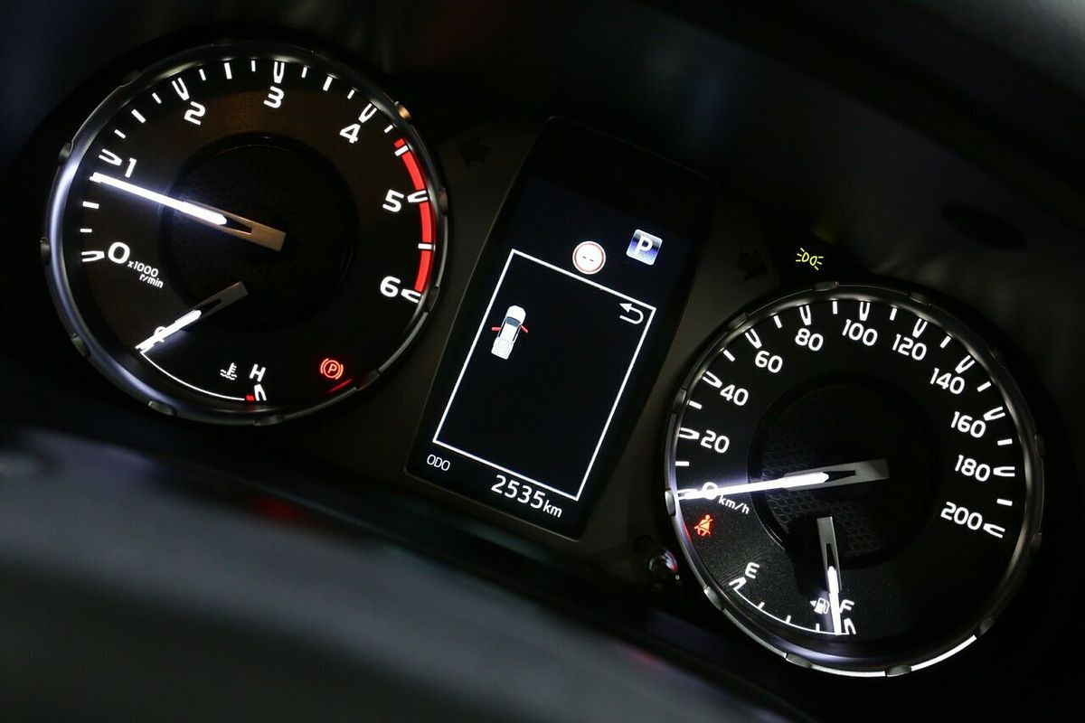 2025 Toyota Hilux SR GUN126R 4X4