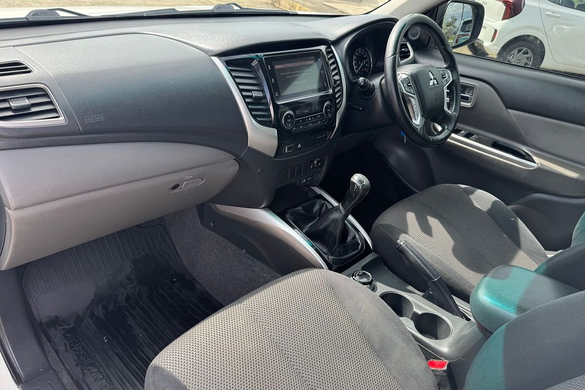 2017 Mitsubishi Triton GLS MQ 4X4