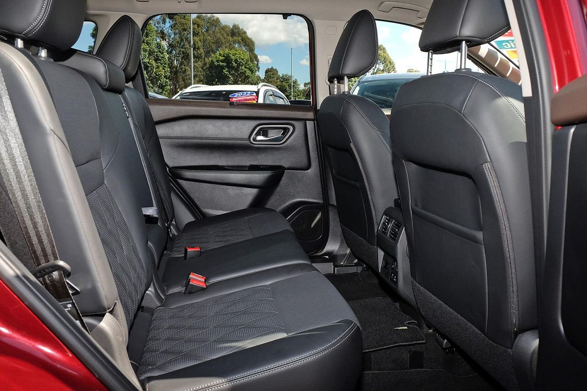 2024 Nissan X-TRAIL Ti-L T33
