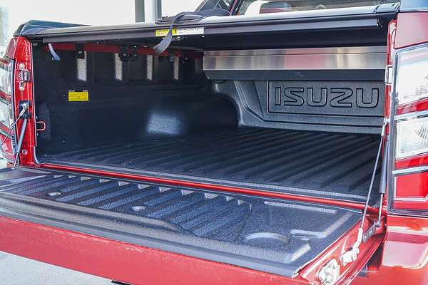 2025 Isuzu D-MAX X-TERRAIN  4X4