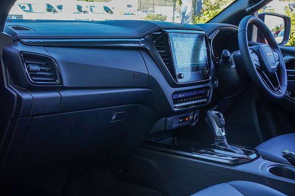 2025 Isuzu D-MAX X-TERRAIN  4X4