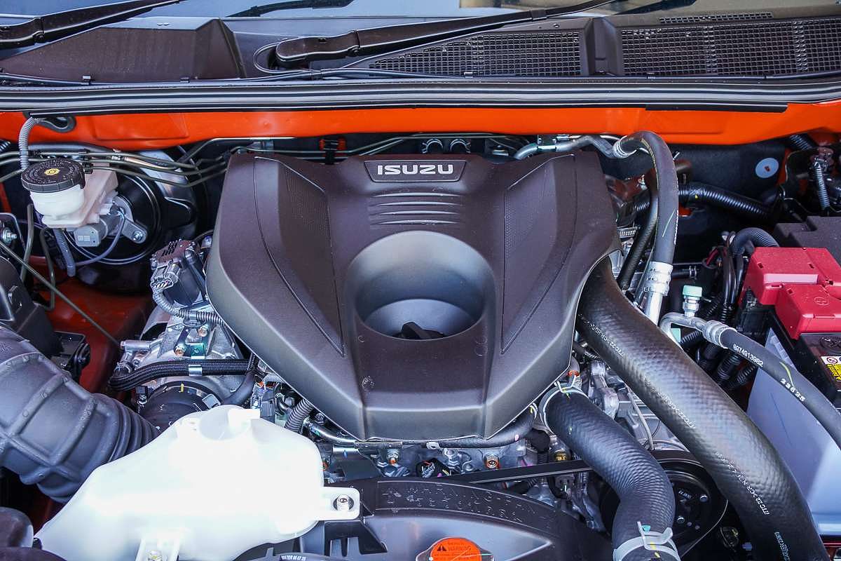 2025 Isuzu D-MAX X-TERRAIN  4X4