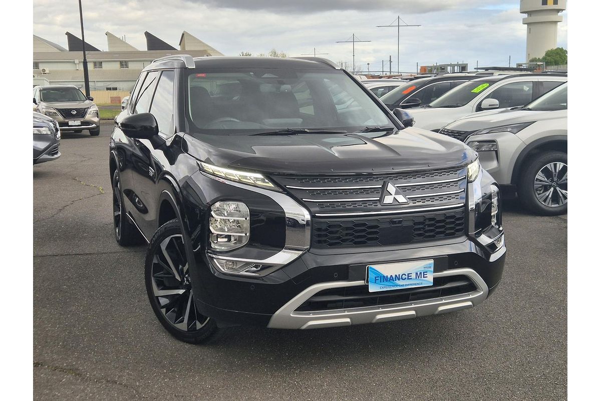 2023 Mitsubishi Outlander PHEV Exceed ZM