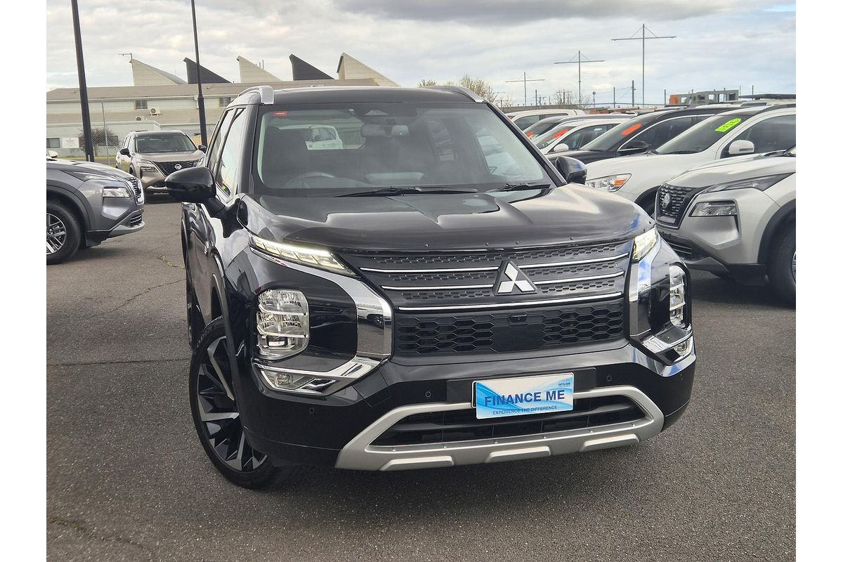 2023 Mitsubishi Outlander PHEV Exceed ZM