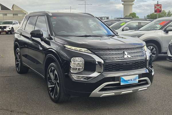 2023 Mitsubishi Outlander PHEV Exceed ZM