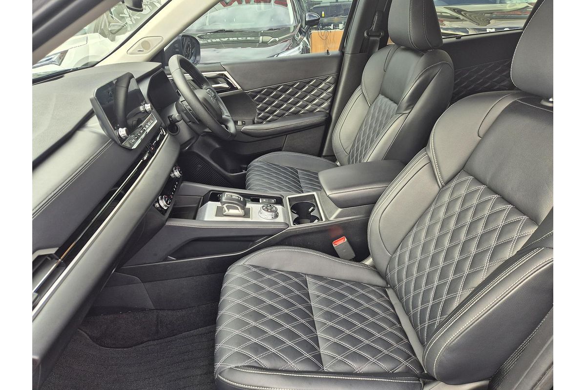 2023 Mitsubishi Outlander PHEV Exceed ZM