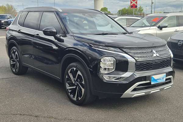 2023 Mitsubishi Outlander PHEV Exceed ZM