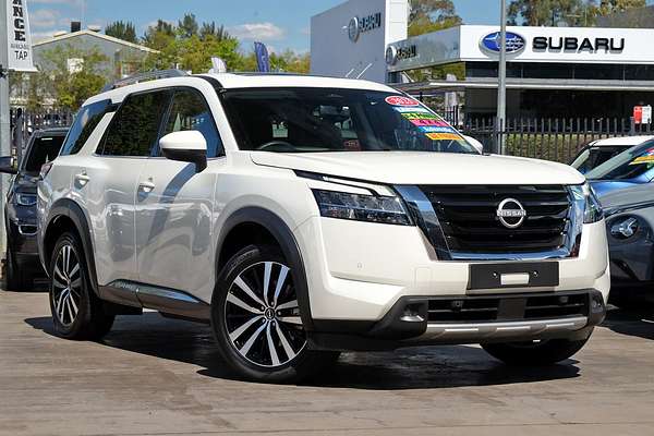 2023 Nissan Pathfinder Ti-L R53