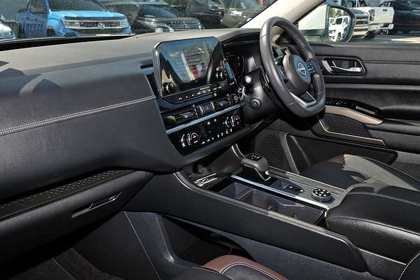 2023 Nissan Pathfinder Ti-L R53