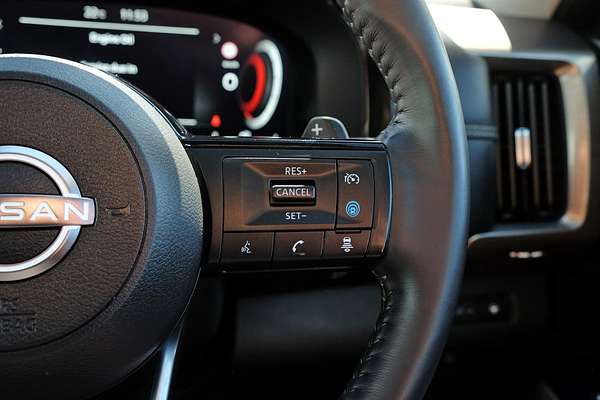 2023 Nissan Pathfinder Ti-L R53