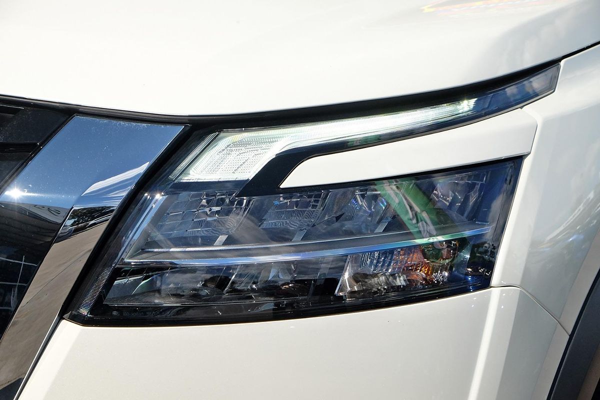 2023 Nissan Pathfinder Ti-L R53