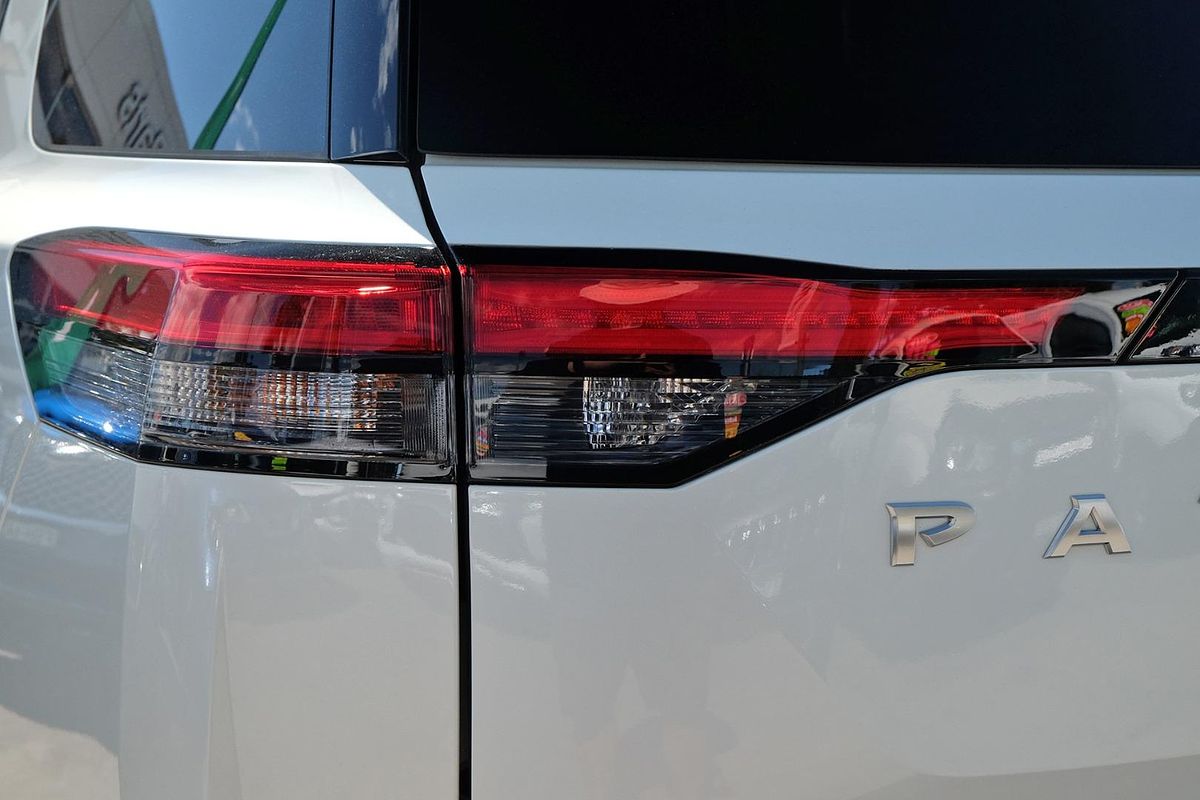 2023 Nissan Pathfinder Ti-L R53