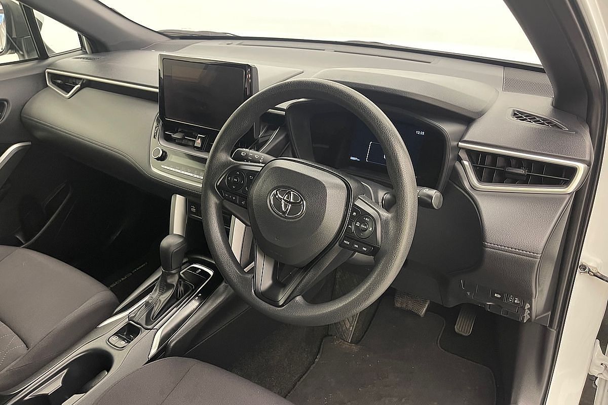 2023 Toyota Corolla Cross GX MXGA10R