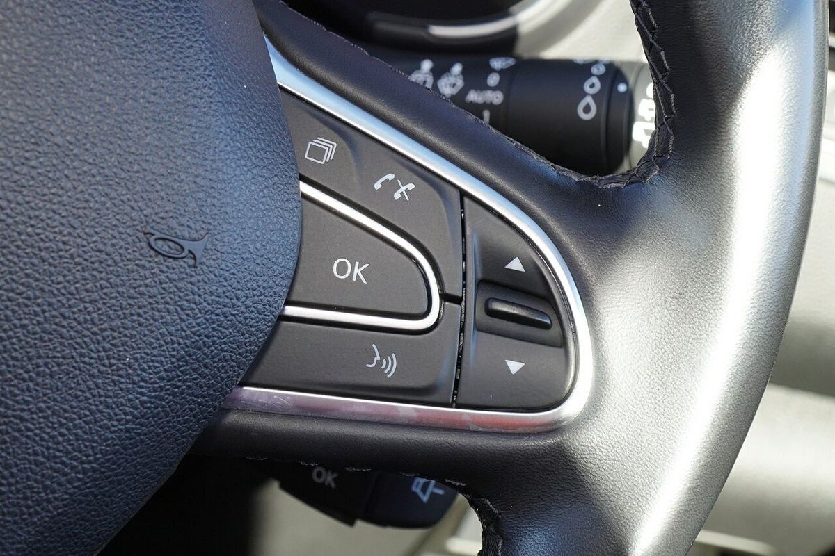 2022 Renault Koleos Life HZG