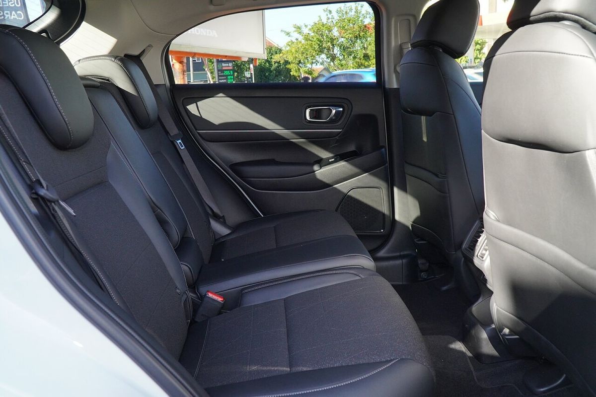 2024 Honda HR-V e:HEV L