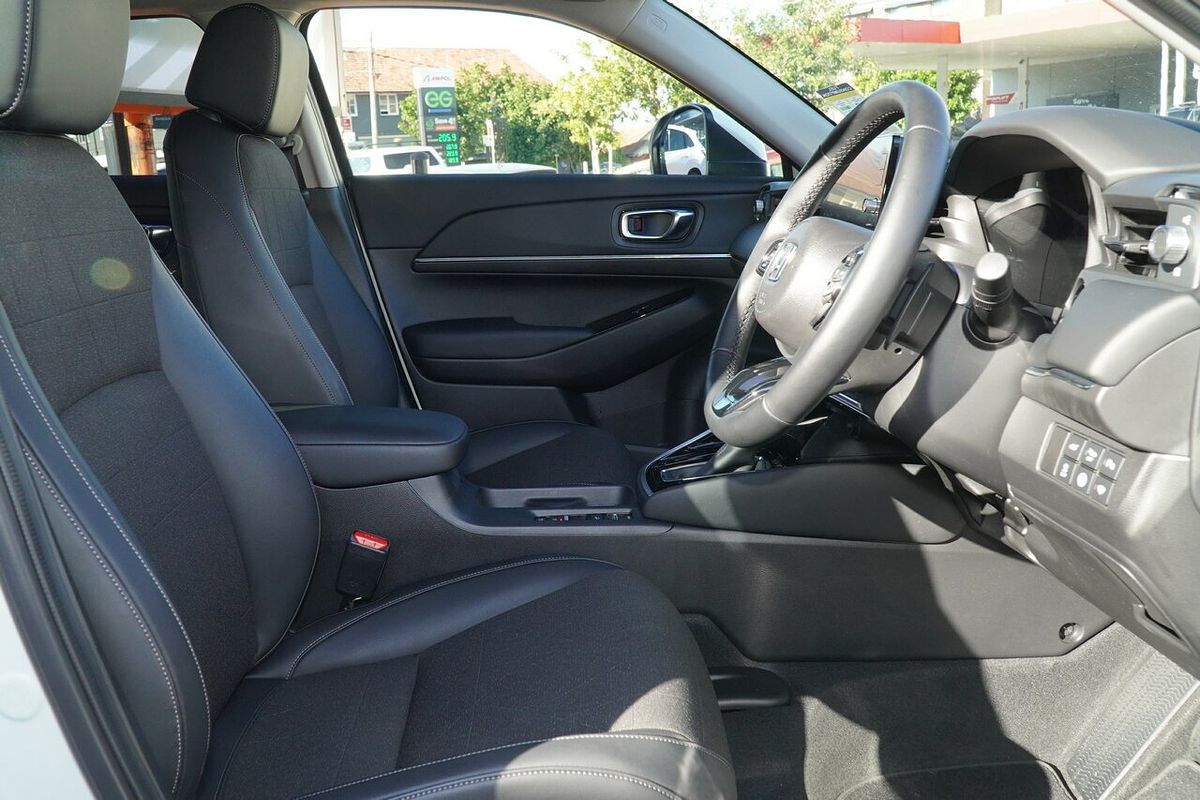2024 Honda HR-V e:HEV L