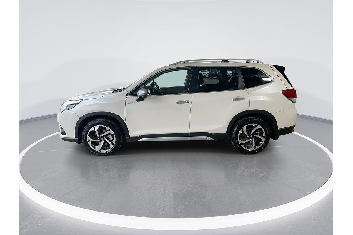2023 Subaru Forester Hybrid S S5