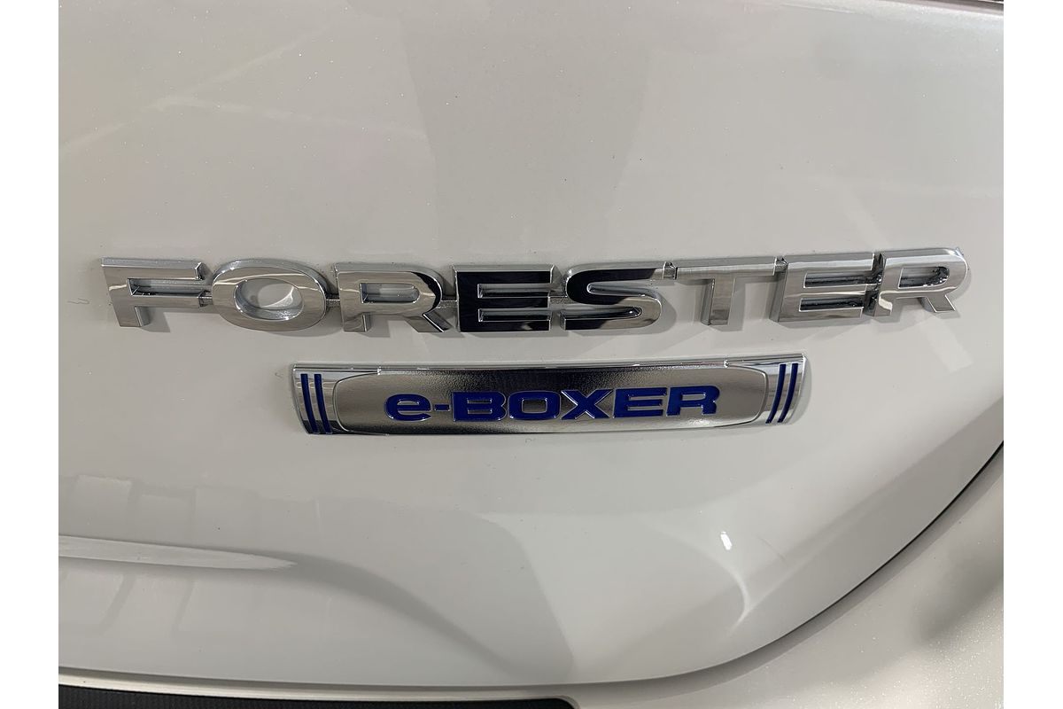 2023 Subaru Forester Hybrid S S5