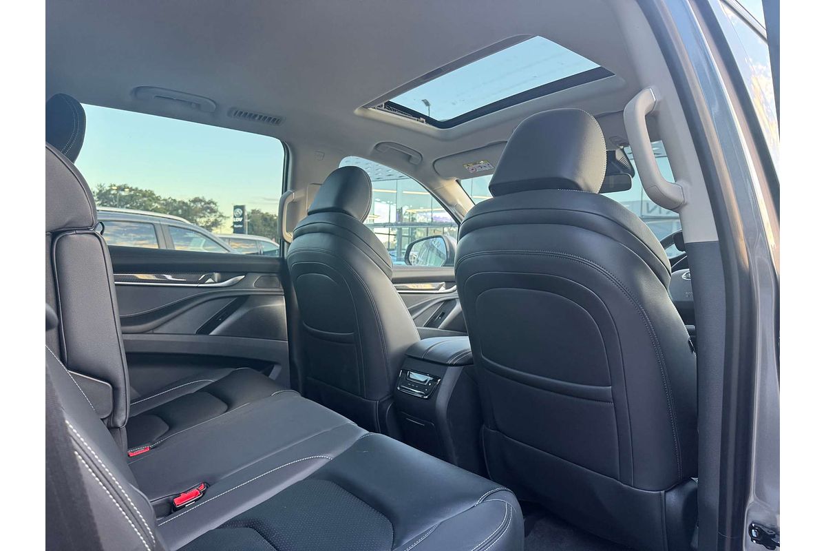 2024 LDV D90 Executive SV9A