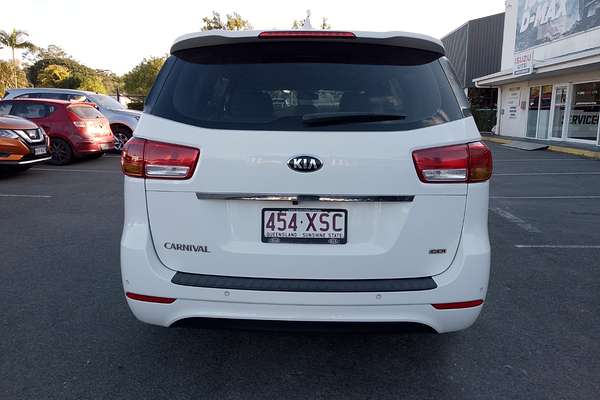 2017 Kia Carnival S YP