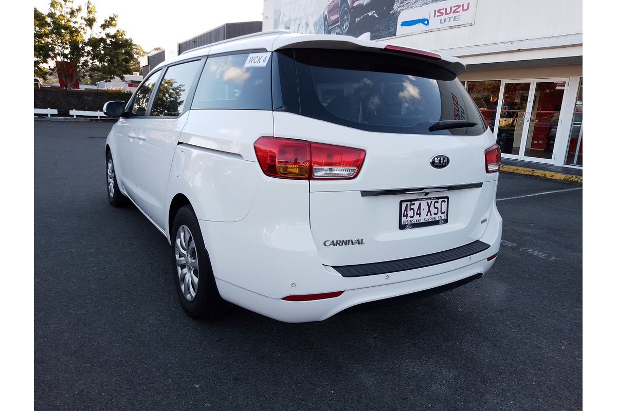 2017 Kia Carnival S YP