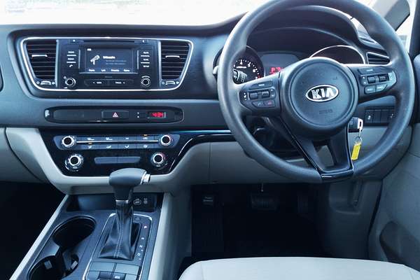2017 Kia Carnival S YP