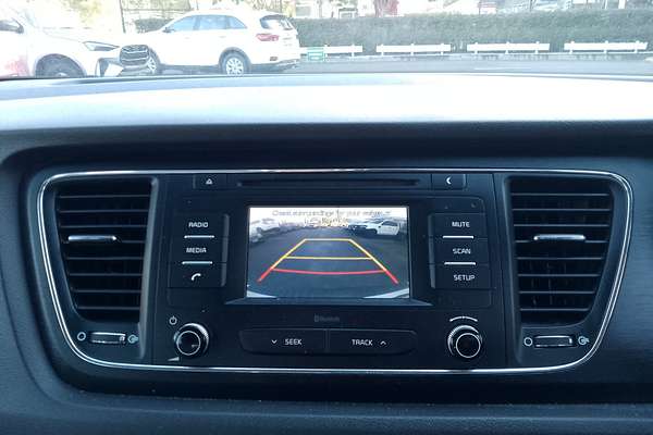 2017 Kia Carnival S YP