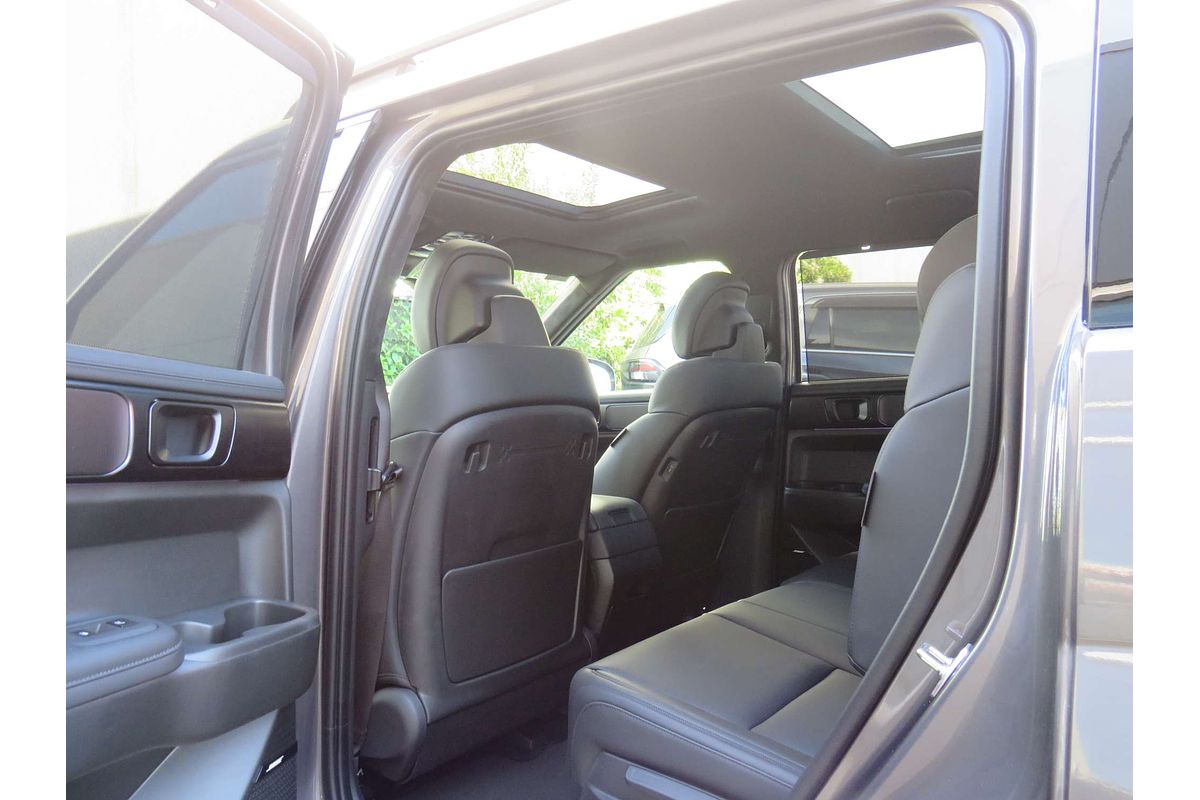 2025 Hyundai Santa Fe Calligraphy MX5.V1