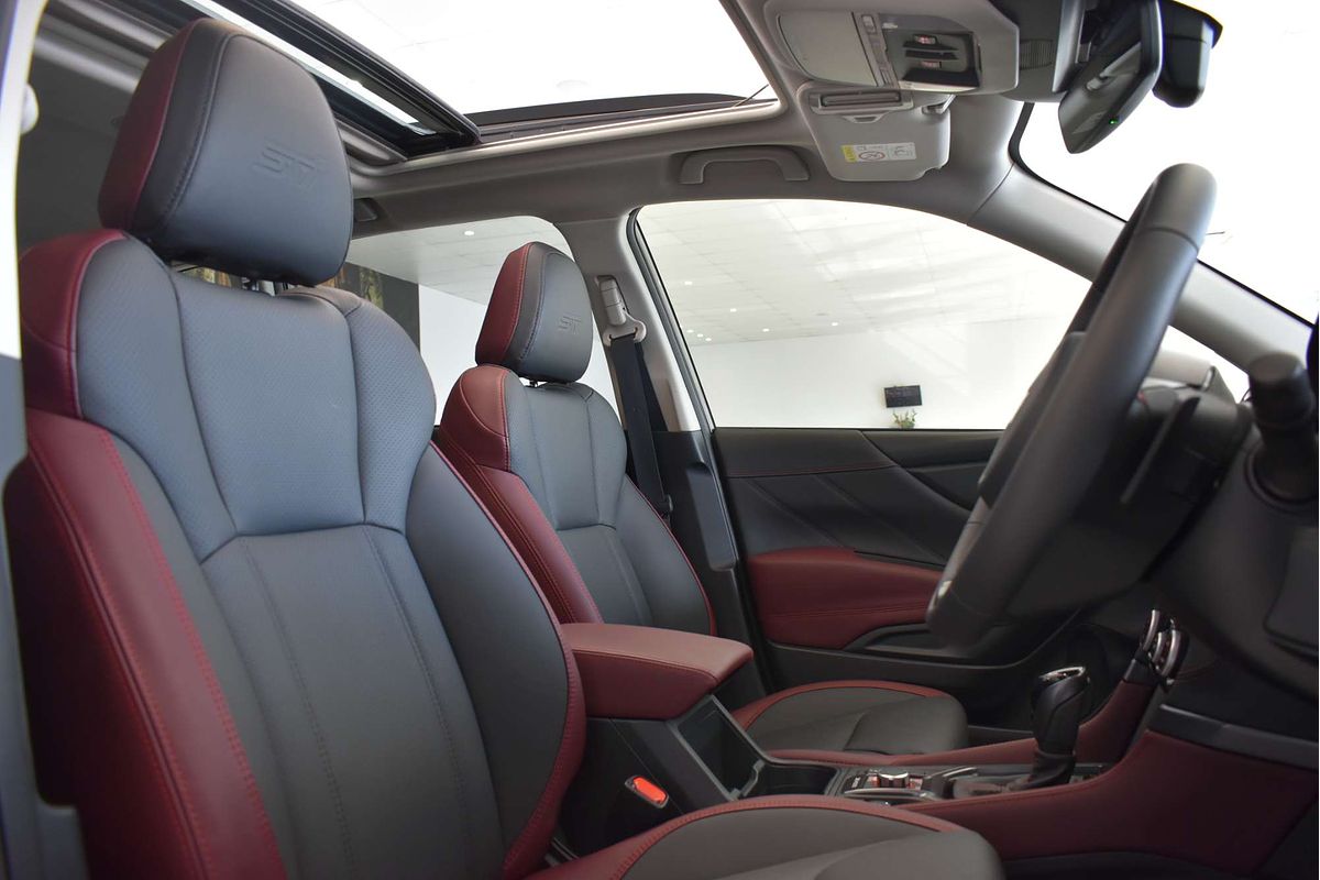 2025 Subaru Forester STI Sport S5